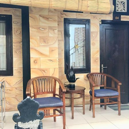 Mikuk Homestay Canggu Екстер'єр фото