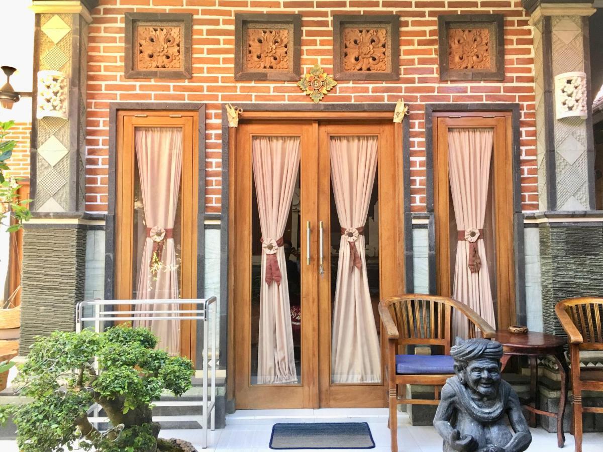 Mikuk Homestay Canggu Екстер'єр фото